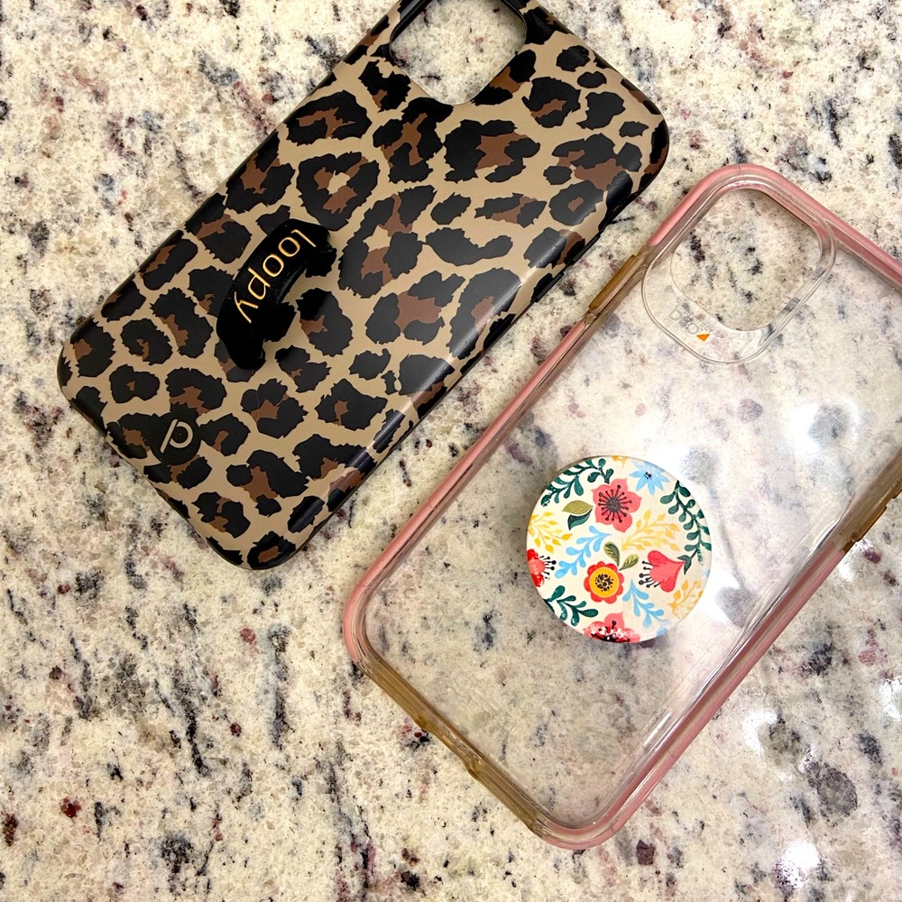 Loopy case/pop socket case. iPhone 11